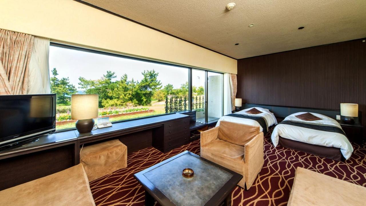 Hotel Nishinagato Resort Takibe Exterior foto
